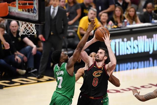 广东冷门，入选NBA精英训练营，杜锋儿子下家3选1，豪门或提前锁定